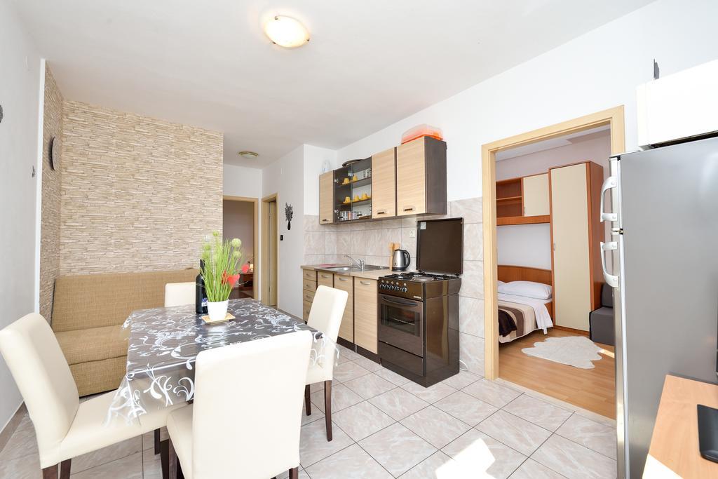 Apartments Duje Bibinje Bagian luar foto