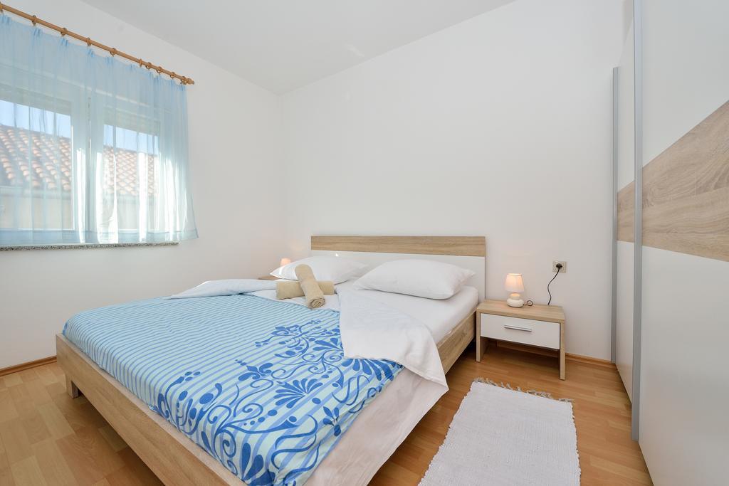 Apartments Duje Bibinje Bagian luar foto